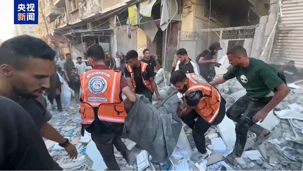 以军继续袭击加沙城至少50人死亡！胡塞武装高层多人死于以军空袭！：袭击一名哈马斯